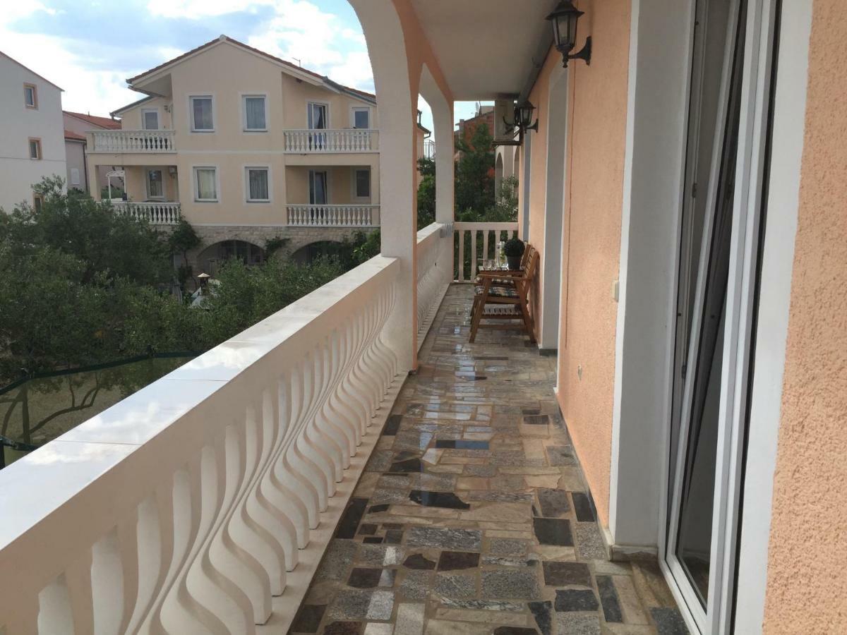 Apartments Villa Dolmar Водице Экстерьер фото