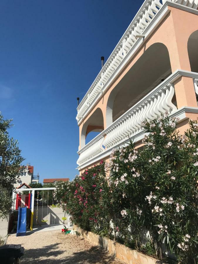 Apartments Villa Dolmar Водице Экстерьер фото
