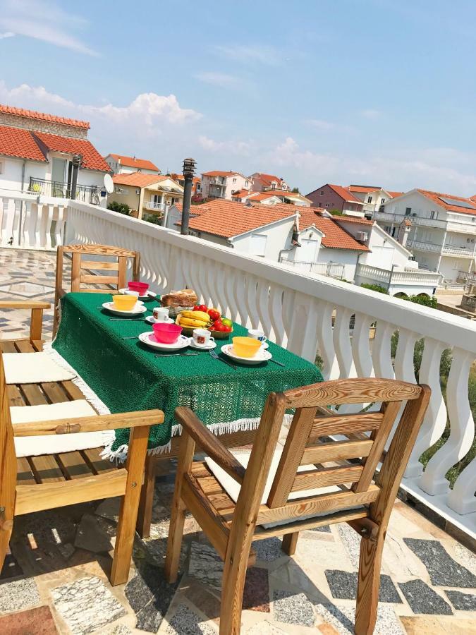 Apartments Villa Dolmar Водице Экстерьер фото