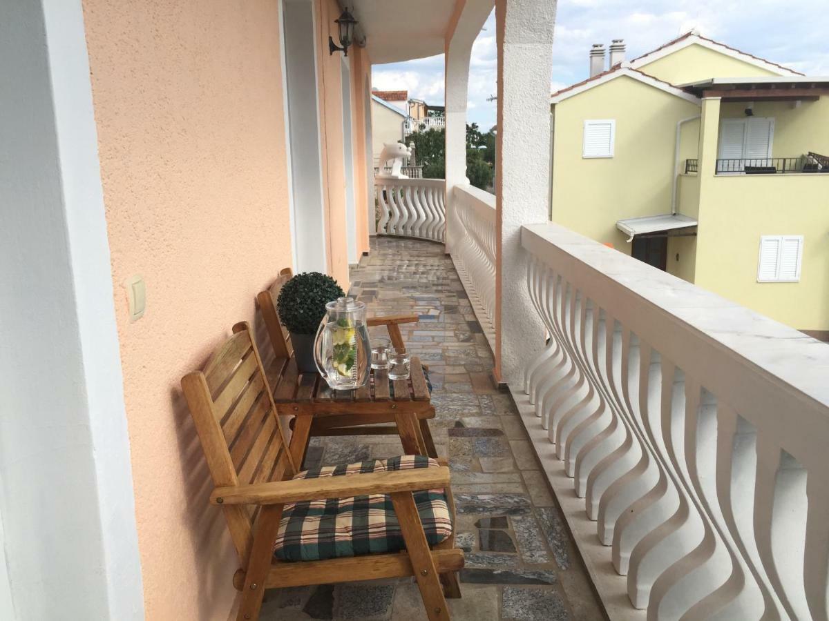 Apartments Villa Dolmar Водице Экстерьер фото